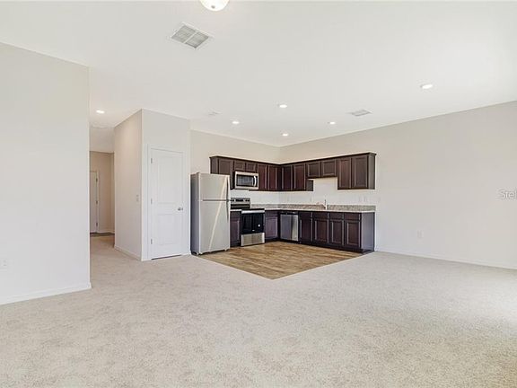 5th image of 824 Grandin St