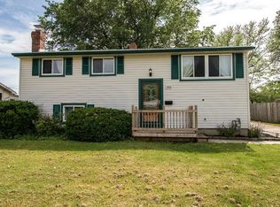 184 Erieview Dr, Eastlake, OH