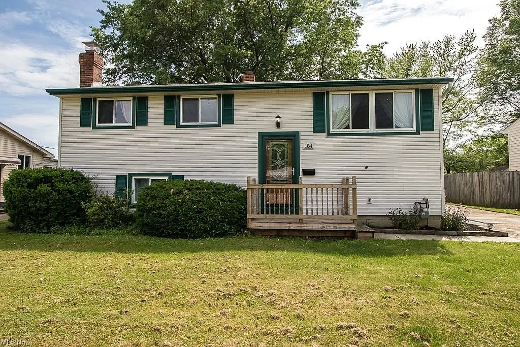 184 Erieview Dr photo 1
