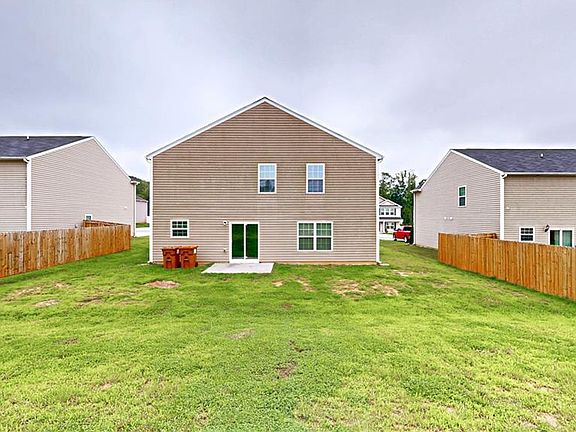 4th image of 164 Sparrow Ln