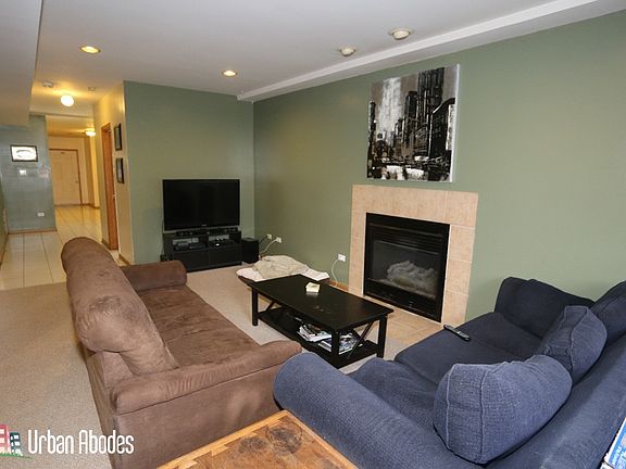 2nd image of 918 N Paulina St #Gar