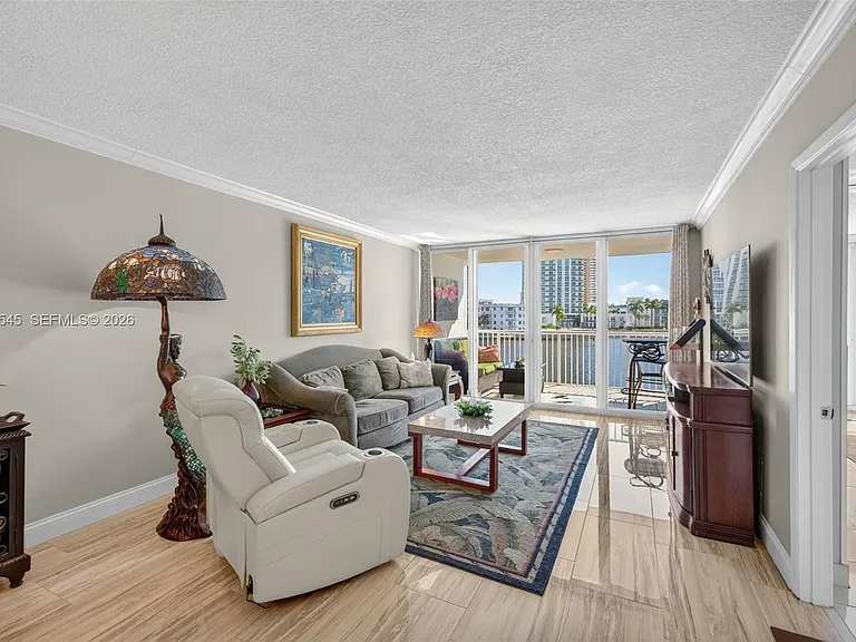 121 Golden Isles Dr #205 — Photo 15