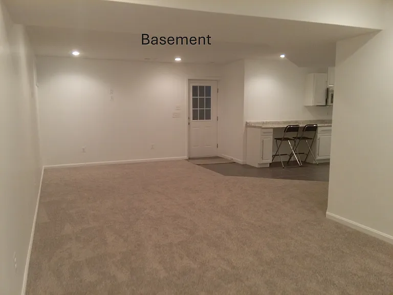4262 Berkley Ct — Photo 6