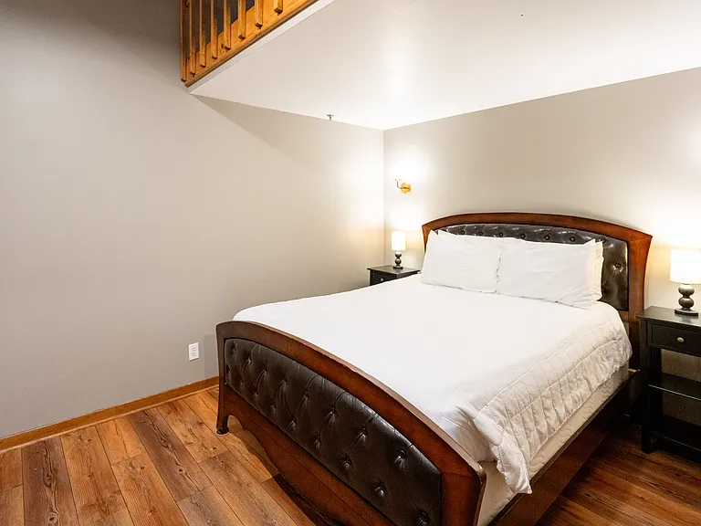 110 N Harbor Dr #104 — Photo 5