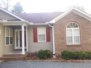 1440 Longleaf Dr E, Pinehurst, NC 28374