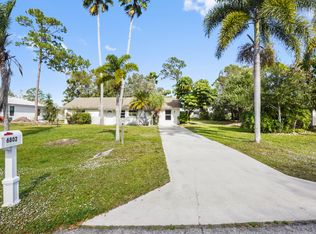 6802 Ocala Ave, Fort Pierce, FL 34951