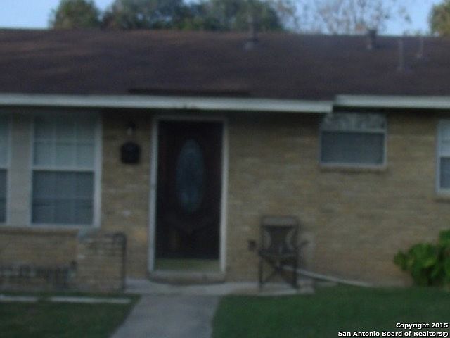 1st image of 535 E Villaret Blvd