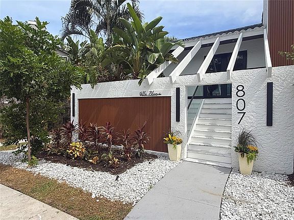 5th image of 807 2ND AVENUE S