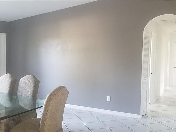 5th image of 1609 Plumosa Ave