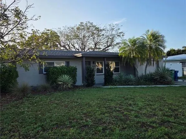 5521 Granada Rd, Fort Myers, FL 33919