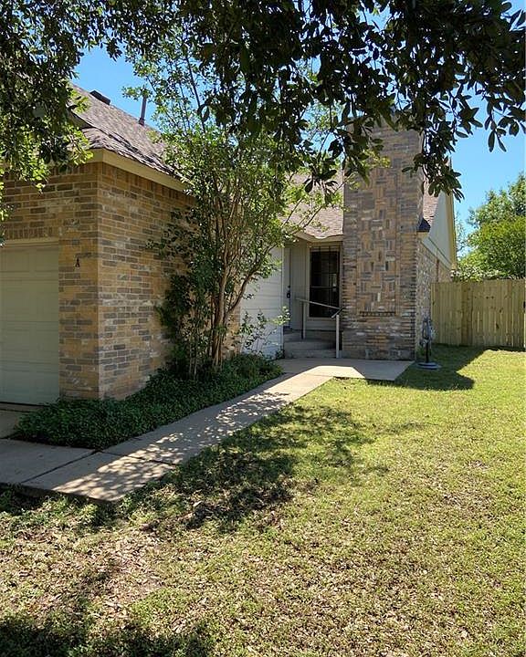 1st image of 601 Rollingway Dr APT A