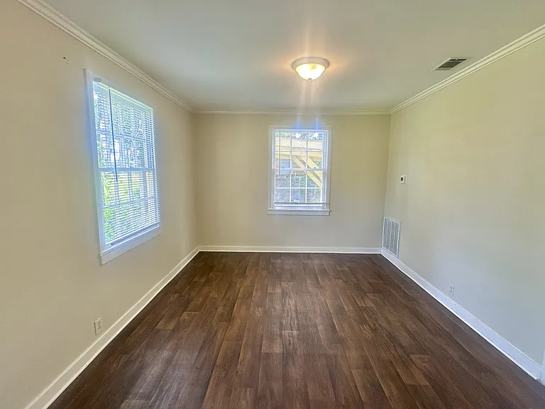 1604 Garland Pl — Photo 6