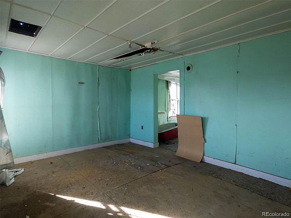 3rd image of 114 E 13th St