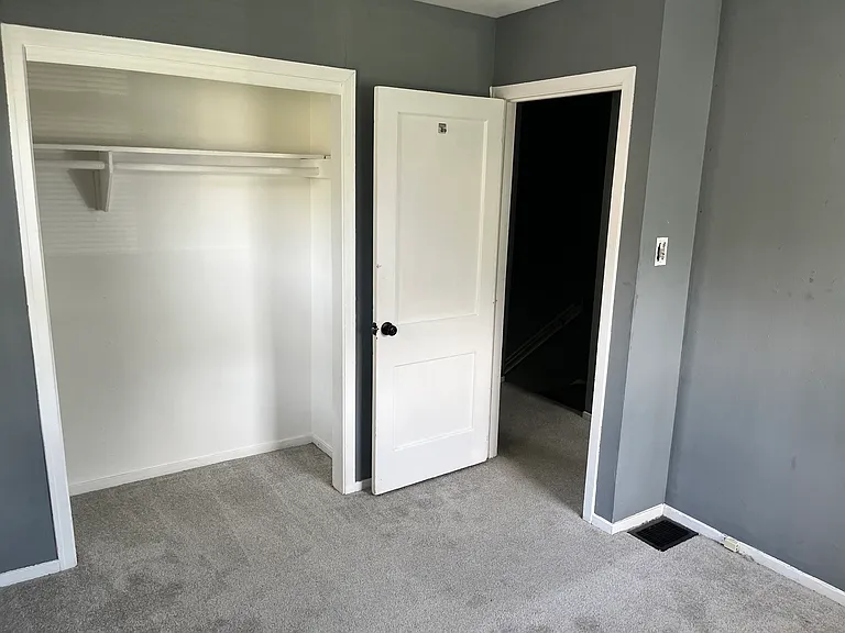 741 Valerie Ln — Photo 11