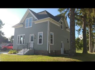 233 E Main St, Hortonville, WI 54944