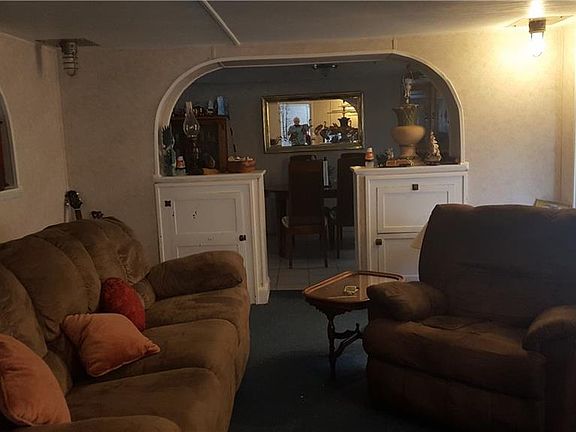 3rd image of 107 NW 1st Ave