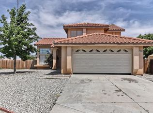 13550 Arroweed Cir, Victorville, CA 92392