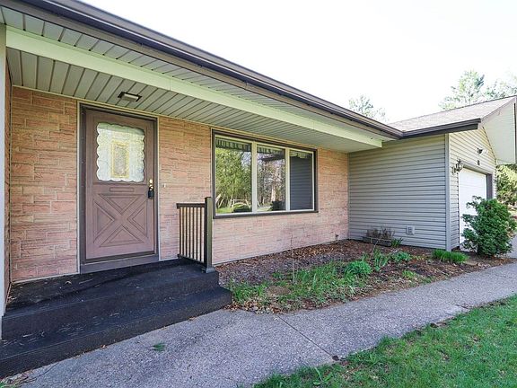 2nd image of 405 Jordan Rd