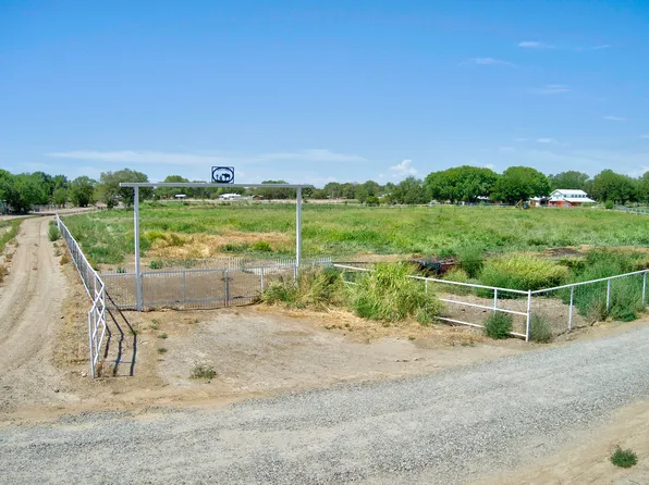 52 Hob Rd, Los Lunas, NM 87031