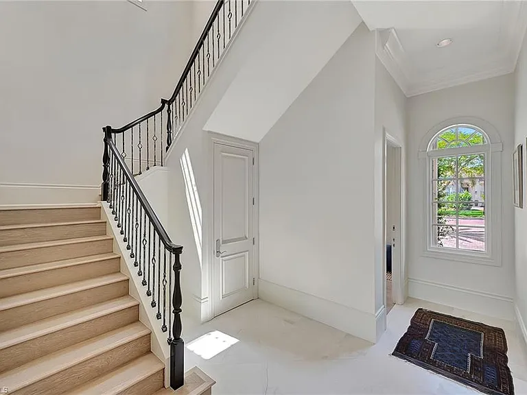 2052 Isla Vista Ln — Photo 28