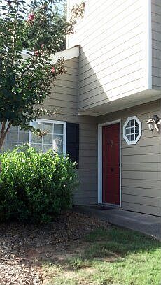 Private Entrance!