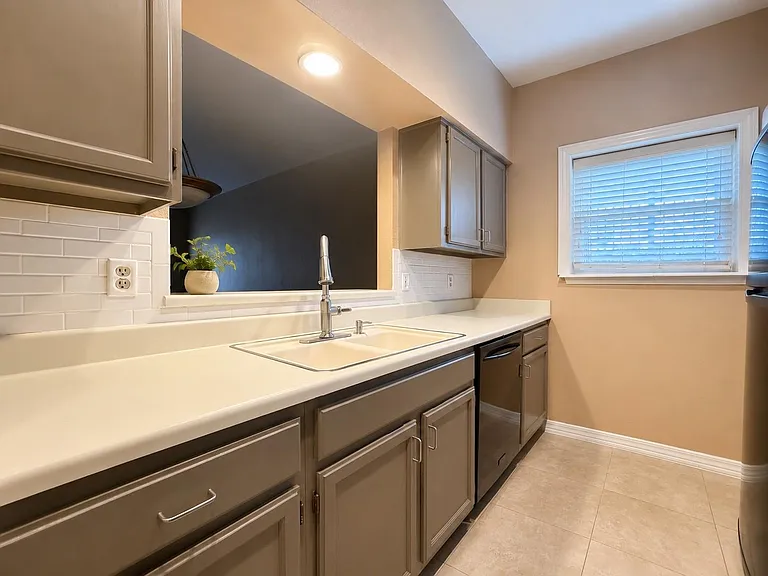 17659 Red Oak Dr #7659 — Photo 7