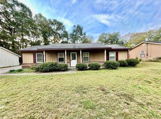 705 King Dr, Phenix City, AL 36869