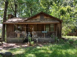 724 Lakewood Dr, Matthews, NC 28104