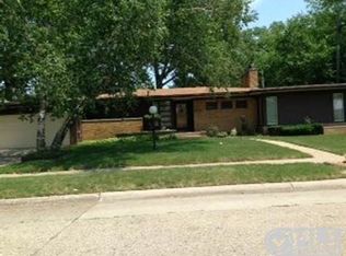 19440 Birwood St, Detroit, MI 48221