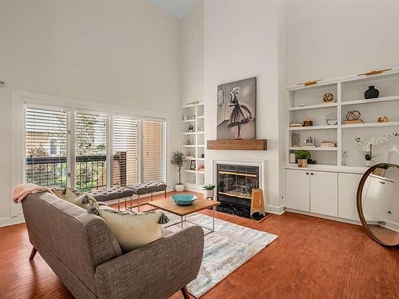 2nd image of 5356 Brooke Ridge Dr