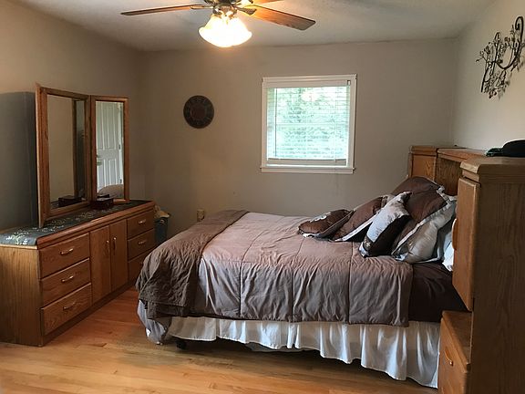 Master bedrooom