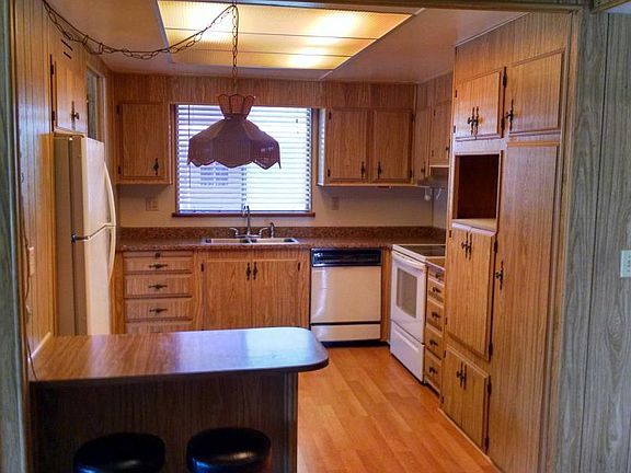 Spacious  kitchen