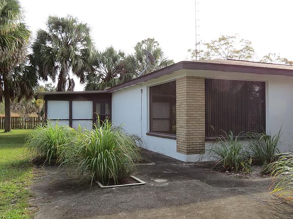 3rd image of 5371 NE 132nd Ct