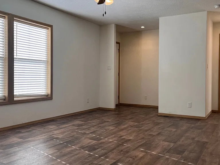 Cedar Terrace — Photo 7