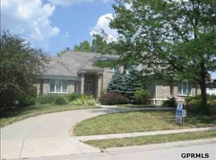16342 Page St, Omaha, NE 68118