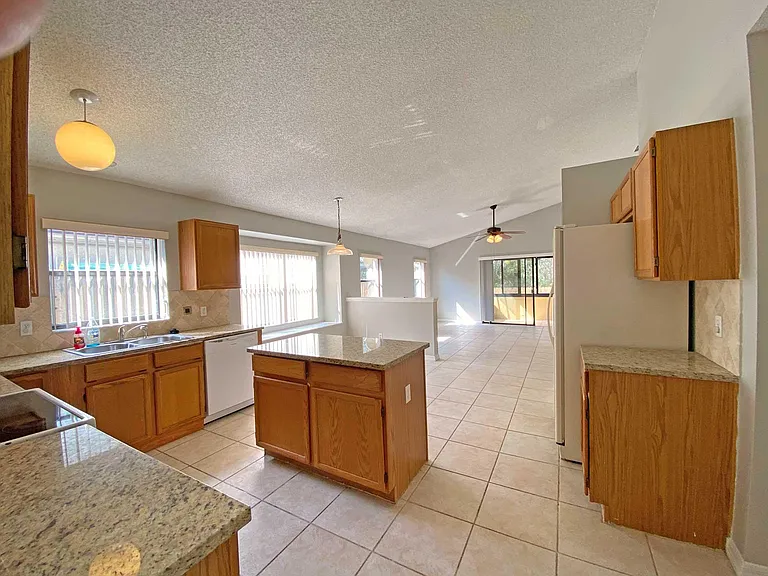 3112 Erskine Dr — Photo 5