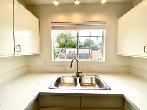 2519 Orella St APT C, Santa Barbara, CA 93105