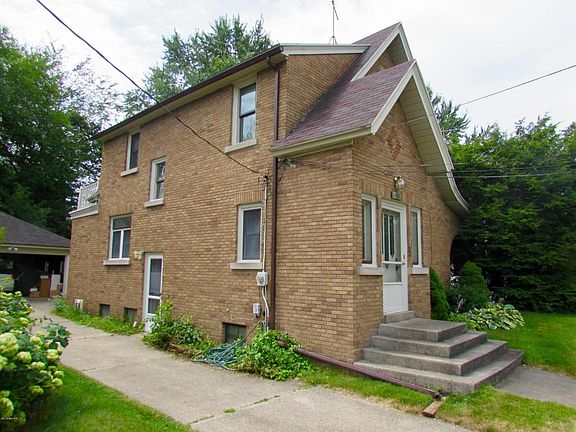 2nd image of 500 Eleanor St NE