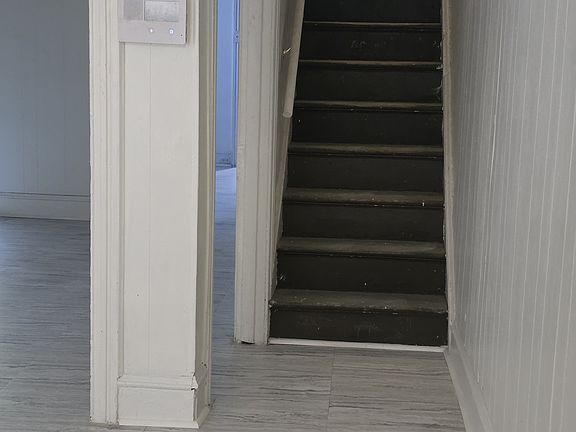 Entry Hallway