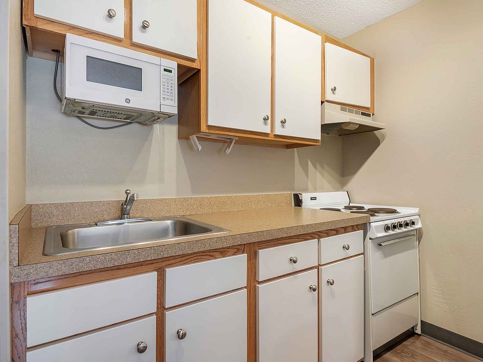 1st image of 33 Rocky Ridge Rd #17672462