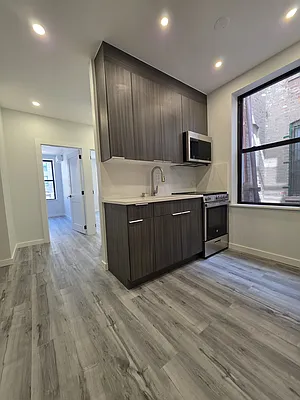 Rented by Oxford Property Group | media 1