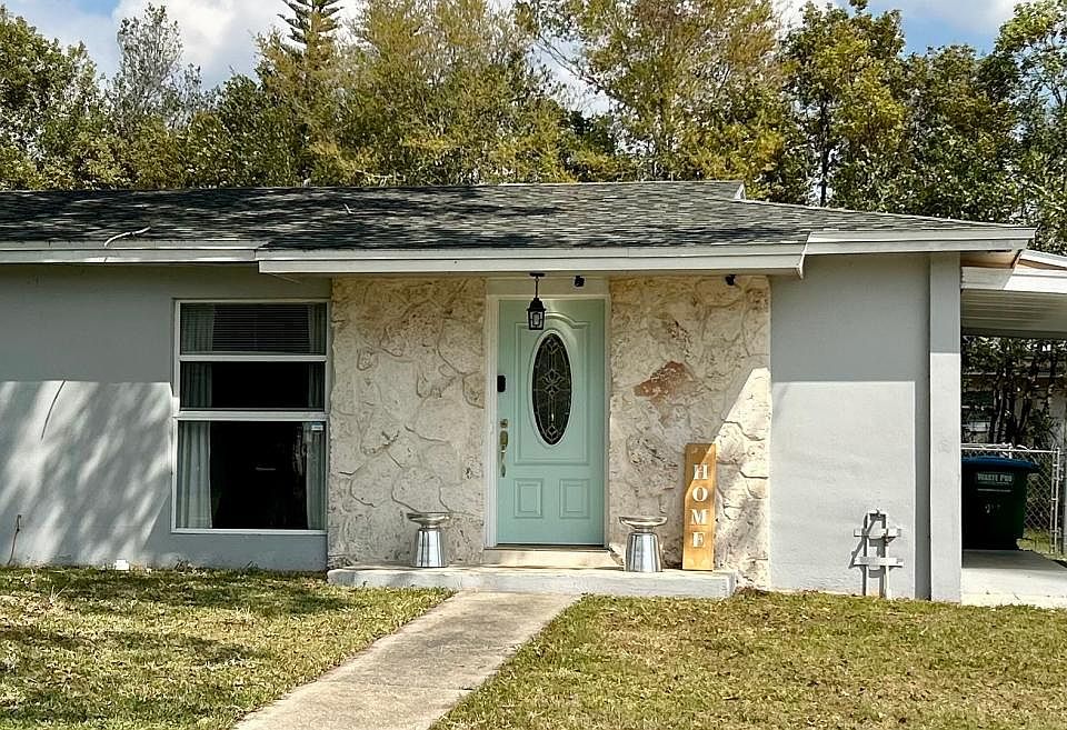 1st image of 917 Saxon Blvd