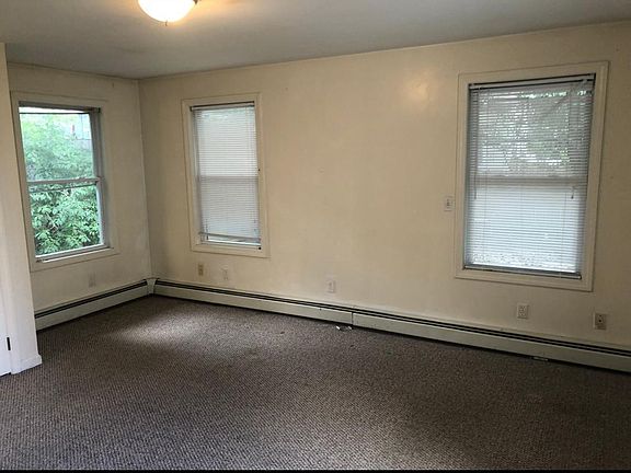 3rd image of 166 Glenwood Ave