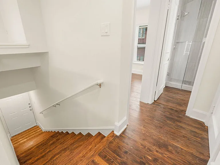 612 W Alabama St #1/2 — Photo 23
