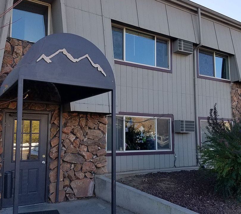 1st image of 1000 NE 3rd St #16