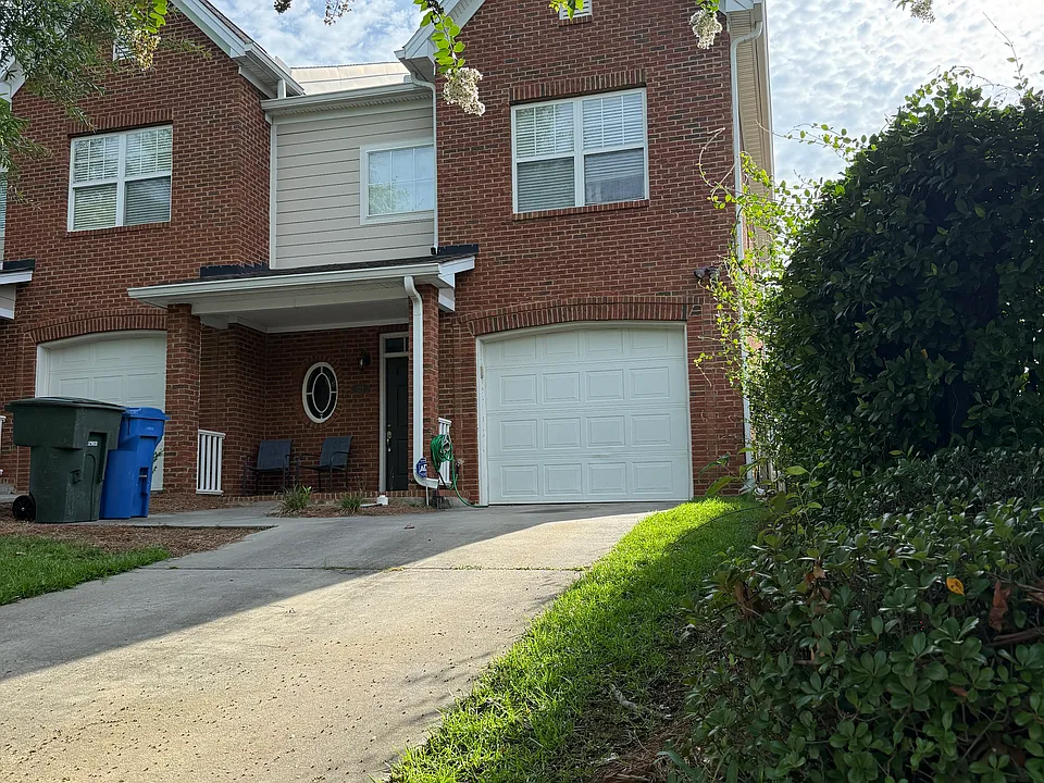 124 Lincoln St