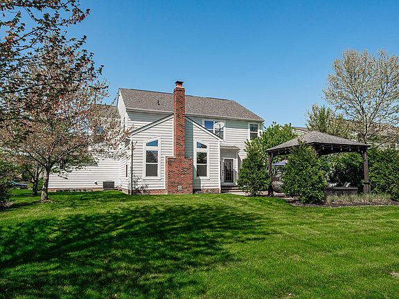 4th image of 5597 Royal Dublin Dr