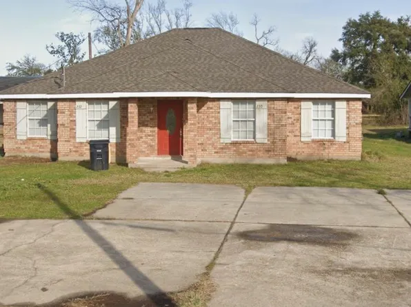 230 Sycamore St #230/232, Hahnville, LA 70057