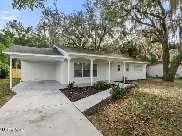 103 CRESTWOOD Avenue, Palatka, FL 32177