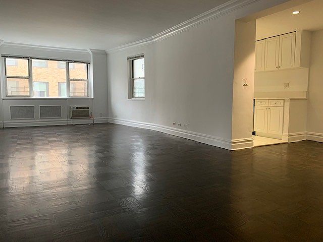 1st image of 301 E 66th St APT 5D